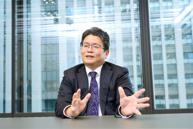 執行役員副社長補佐とエネルギー・コーポレート経理部長を兼任