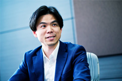 この求人の男性スタッフのお写真